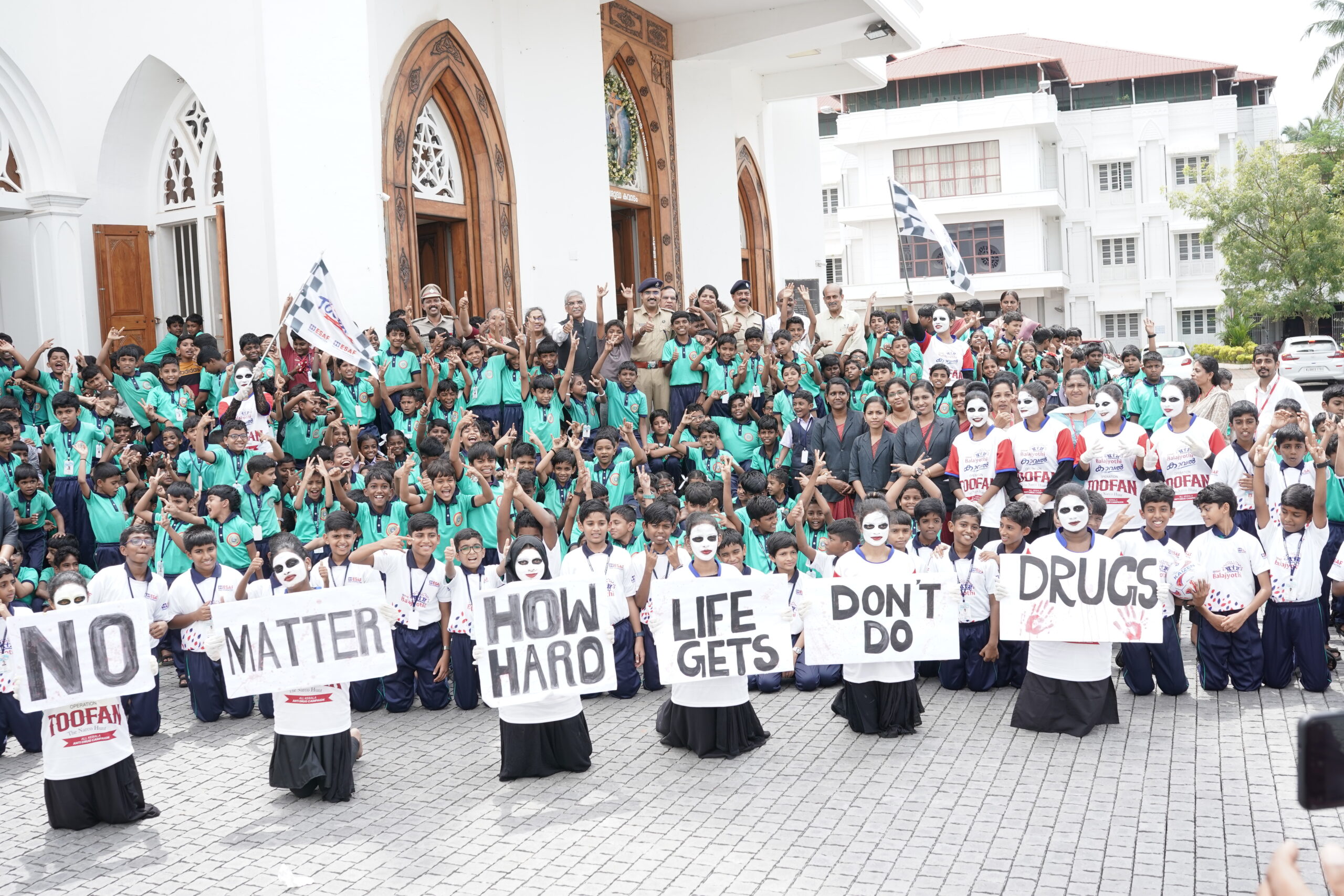 ESAF Balajyothi Rolled Out KAAVAL TOOFAN: A State-wide Anti-Drug Awareness Campaign on Wheels